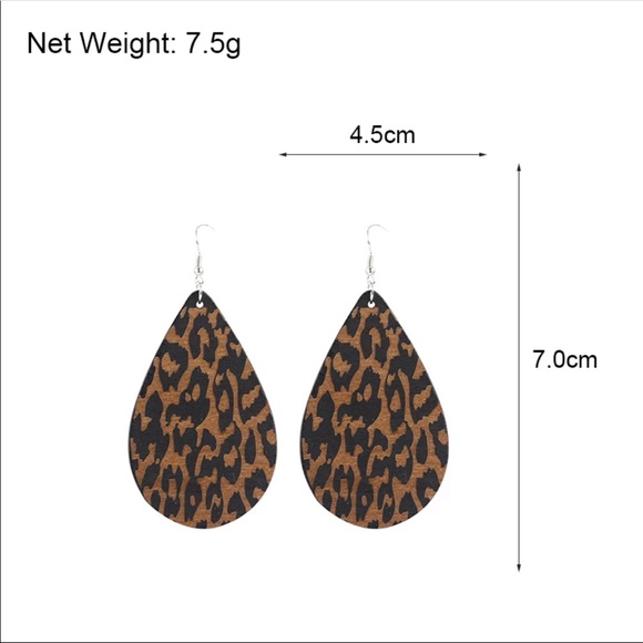 New Simple Vintage Leopard Wood Earrings - Picture 2 of 2